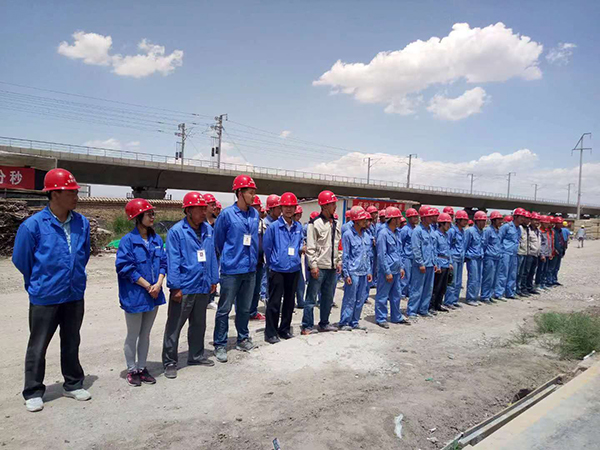 防患于未“燃”——森旺建筑公司开展应急消防演练活动